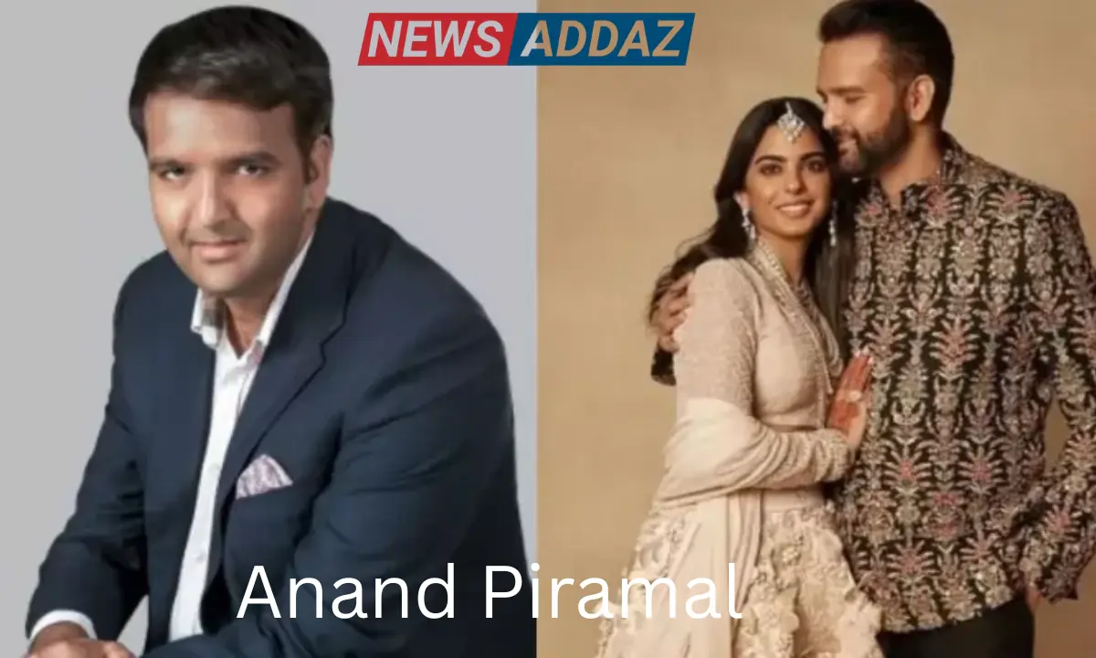 Anand Piramal Age,