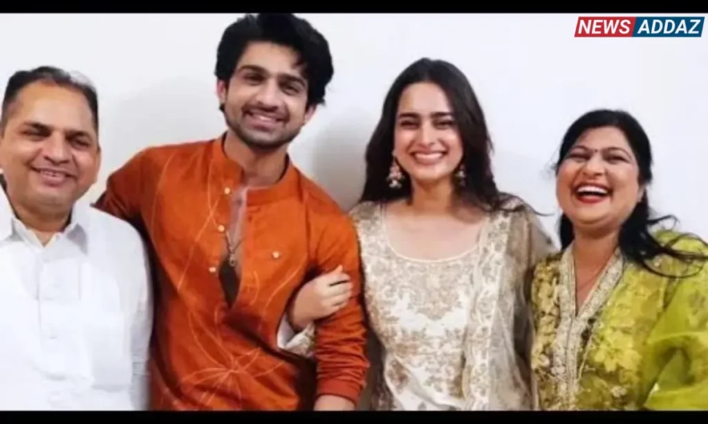 Ayesha Khan Height